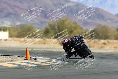 media/Jan-09-2022-SoCal Trackdays (Sun) [[2b1fec8404]]/Turn 14 (10am)/